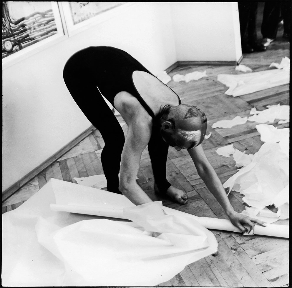 Performance mit Fine  zur Ausstellung Galerie Nord, 1985 / © Th. Florschuetz
